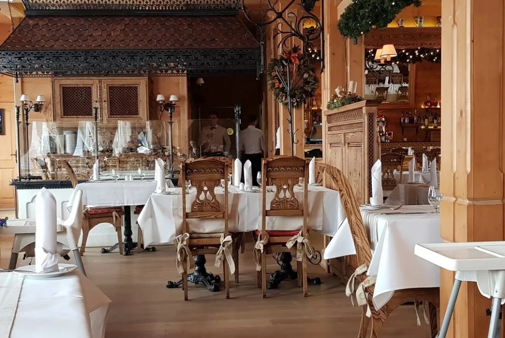 Gdzie zjeść w Zakopanem? Odkryj najlepsze restauracje i smaki