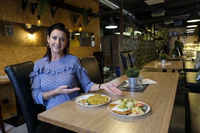 Co zjeść w Toruniu? Odkryj najlepsze lokalne smaki i restauracje Co zjeść w Toruniu? Odkryj najlepsze lokalne smaki i restauracje