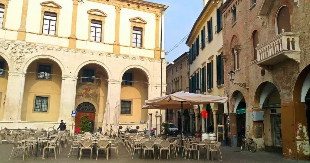 Padwa gdzie zjeść: najlepsze miejsca na smaczny posiłek w mieście