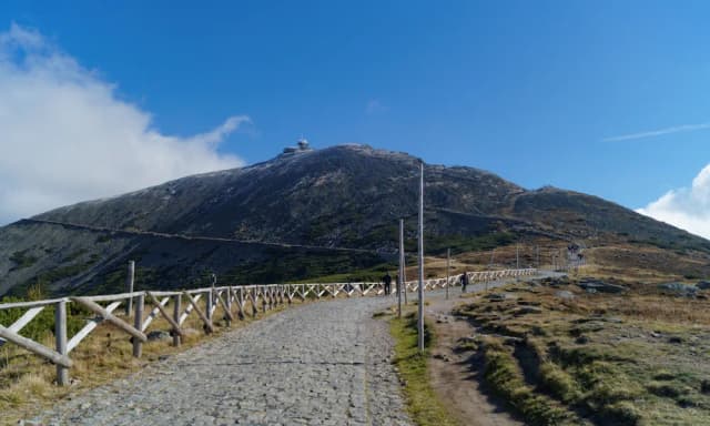 Najciekawsze atrakcje turystyczne w Sudetach, które musisz zobaczyć